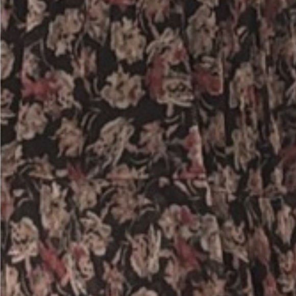 Love Shack Fancy set - Picture 2 of 2